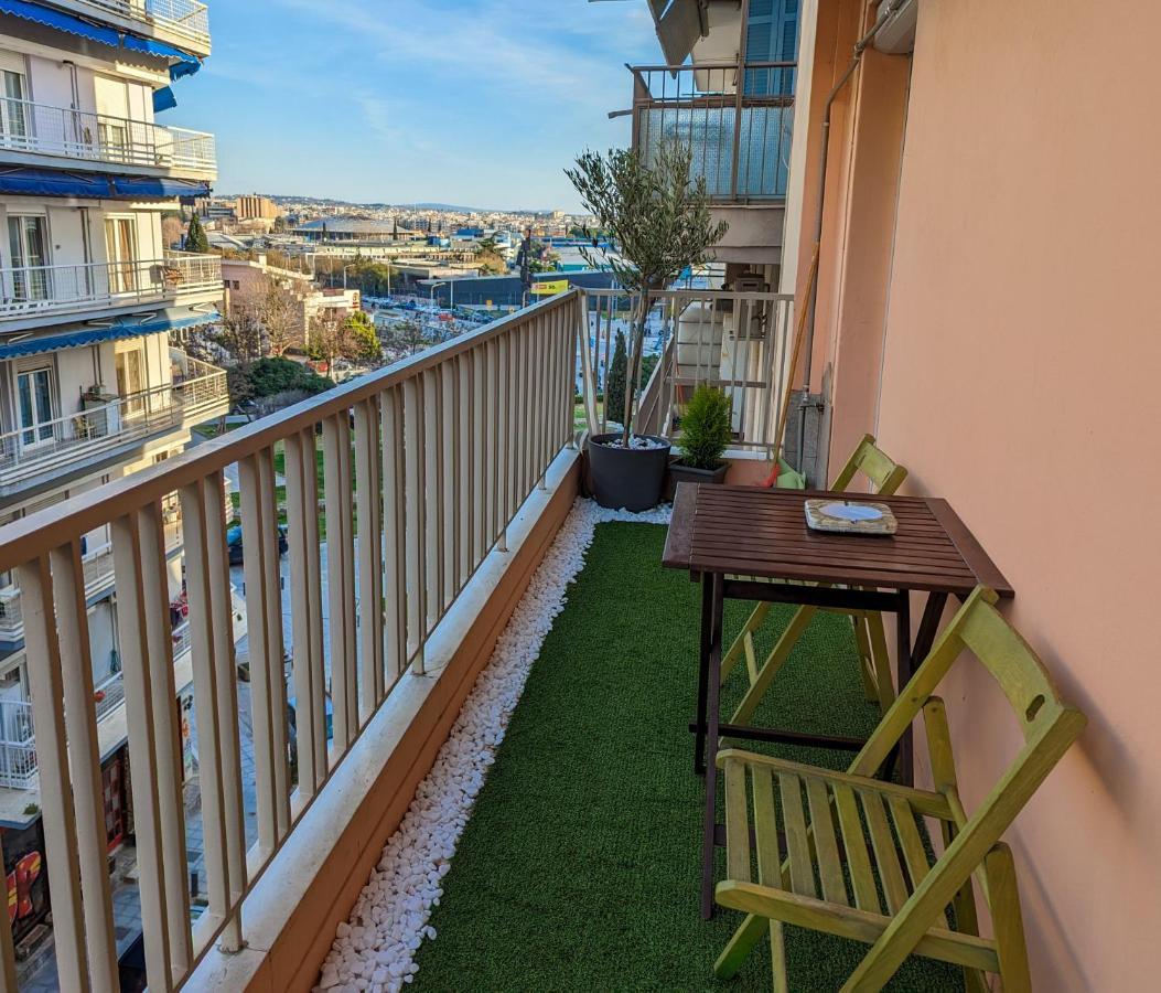 Charming 85Sqm Apartment With Panoramic City-Views Салоніки Екстер'єр фото